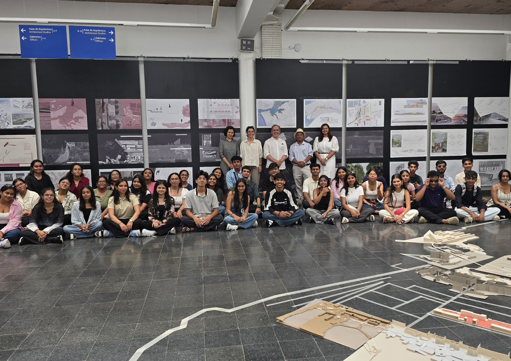 Visita da Escola de Arquitetura da Universidade de Nirma à FA.ULisboa